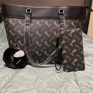 Classic Fashion large black pocket book with matching wallet